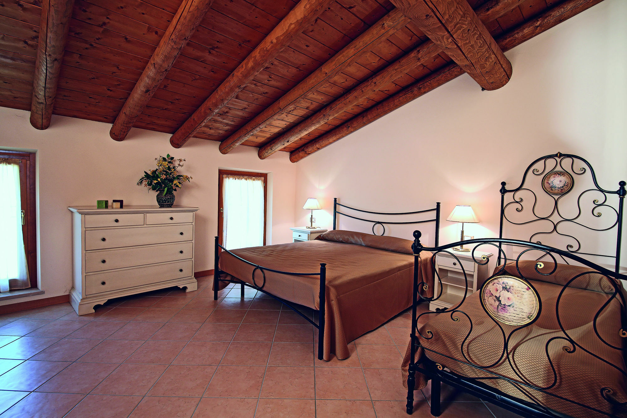 Borgo Mondragon Aparthotel 4*