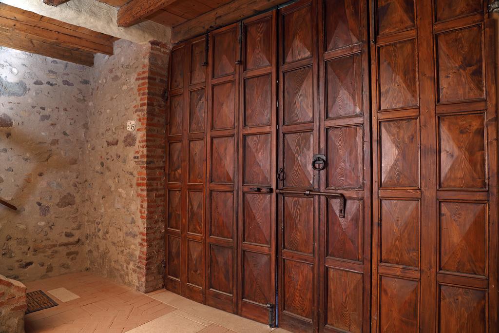 Borgo Mondragon
